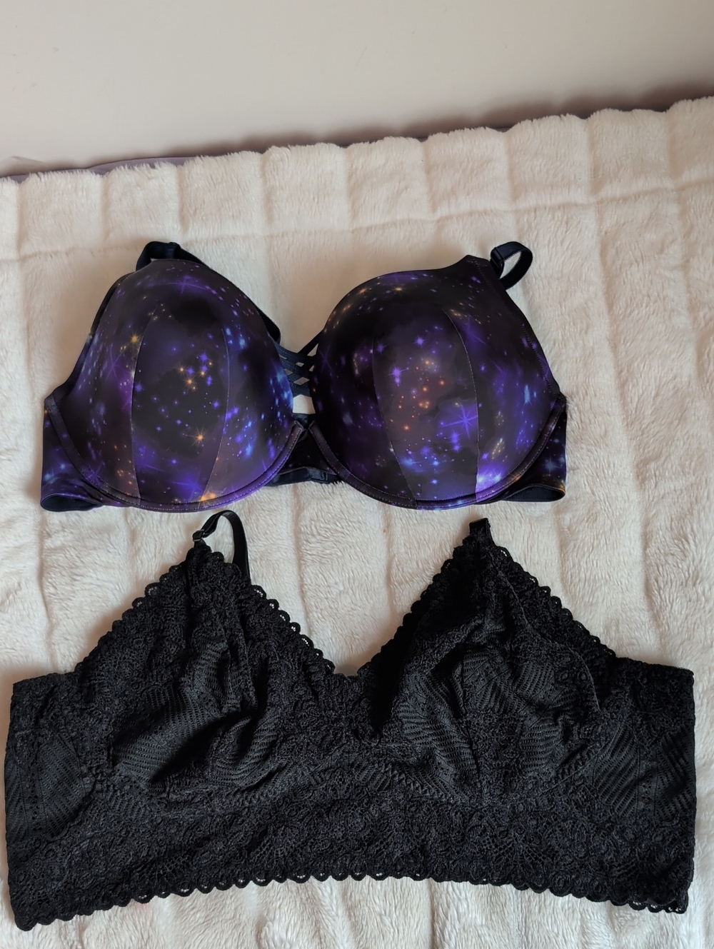 Torrid Curve Body Plunge Galaxy Push-Up Bra/Torrid Black Velvet Bralette Sz 5